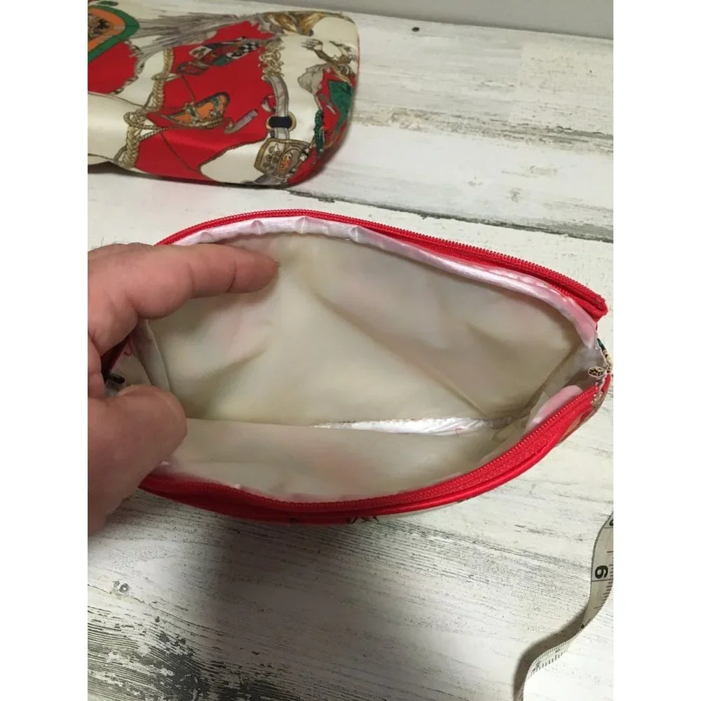Cosmetic accessories bags set of three red white green plastic type interior zip